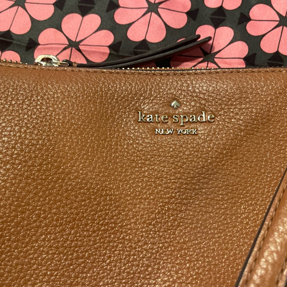 Kate Spade Leila Triple Gusset Crossbody π - Picture 4 of 12